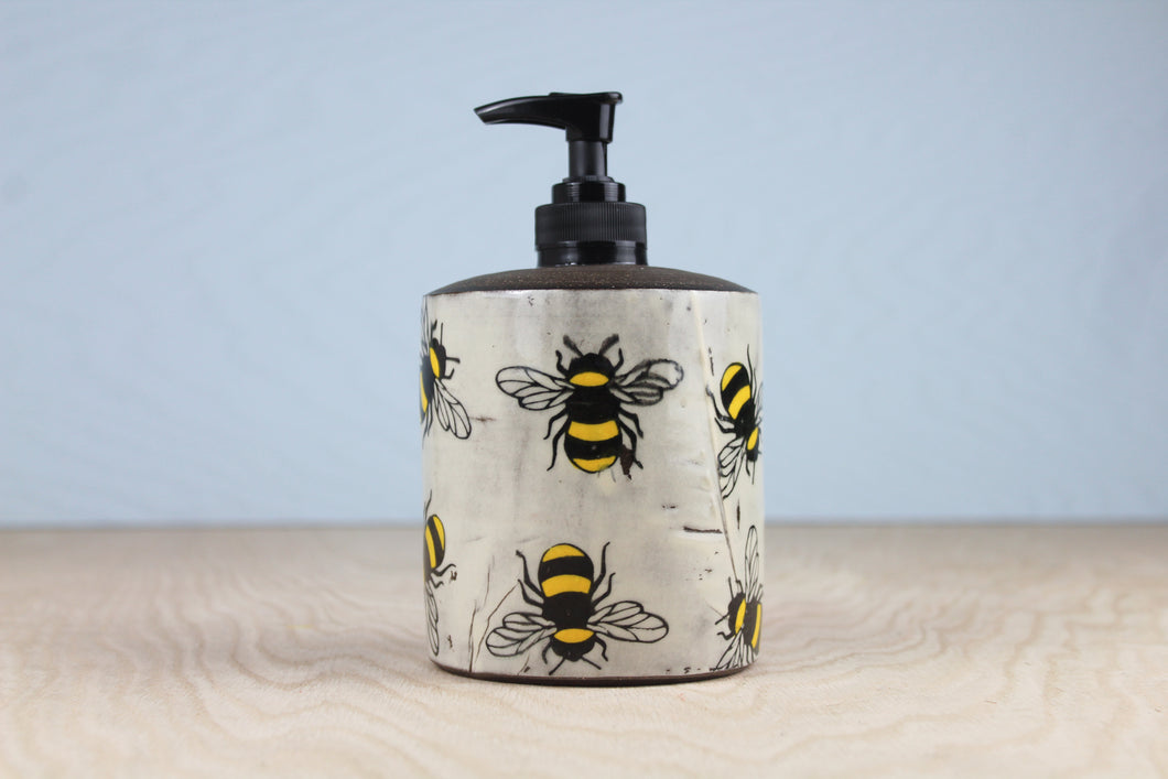 Bee Dispenser - PRE-ORDER